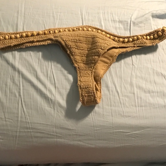 Andi Bagus Bikini Bottom - Picture 3 of 5